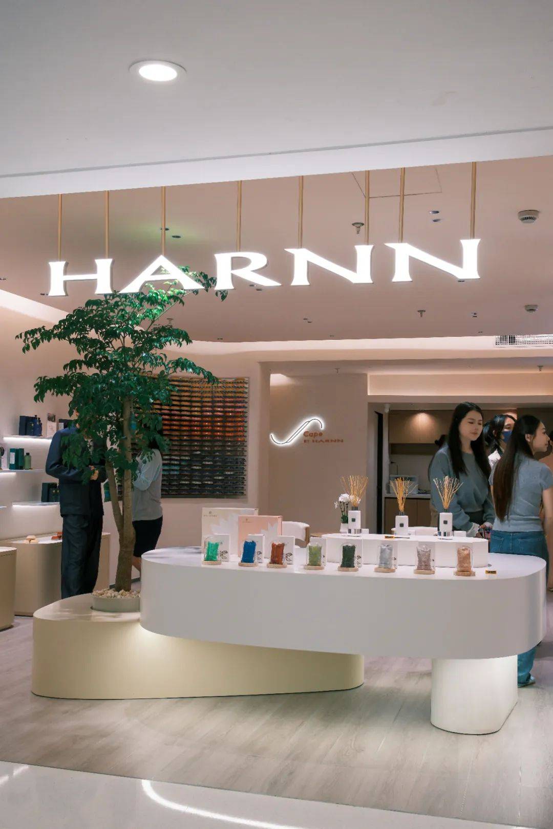 HARNN打造中国线下零售新物种麻将胡了试玩“SPA+零售”泰国(图7)